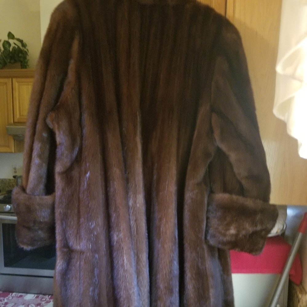 Female mink Jacket - Picture 4 of 8